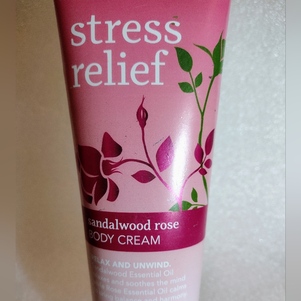 Aromatherapy Sandalwood Rose Body Cream Lotion - Picture 5 of 10